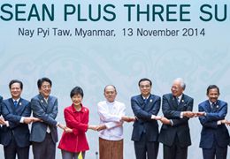 李克強在第十七次東盟與中日韓領(lǐng)導人會議上講話