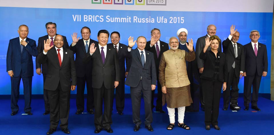 習近平出席金磚國家同歐亞經(jīng)濟聯(lián)盟、上海合作組織成員國、觀察員國及受邀國領(lǐng)導人對話會