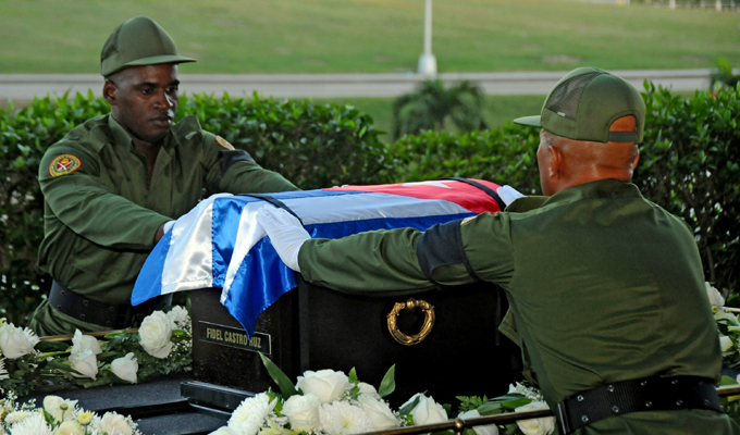 送別菲德爾&middot;卡斯特羅