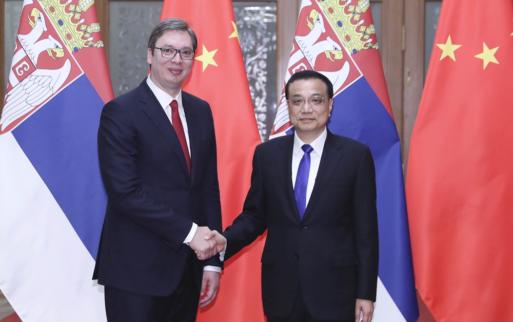 李克強(qiáng)會見塞爾維亞總理、當(dāng)選總統(tǒng)武契奇