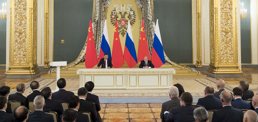 習(xí)近平同俄羅斯總統(tǒng)普京共同會見中俄友好、和平與發(fā)展委員會，媒體和企業(yè)界代表