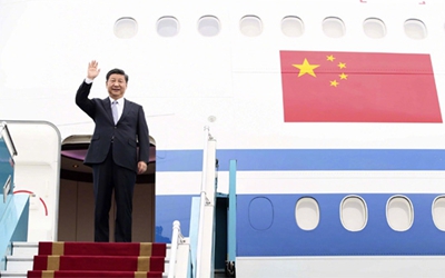 習(xí)近平抵達(dá)河內(nèi)開始對越南社會主義共和國進行國事訪問