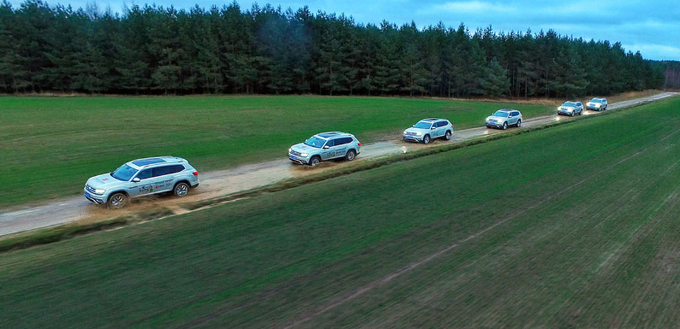 &ldquo;一帶一路 昂揚(yáng)在途&rdquo;車隊走進(jìn)拉脫維亞