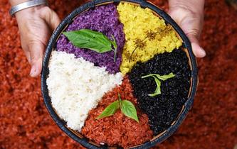 趕制&ldquo;姊妹飯&rdquo; 喜迎姊妹節(jié)